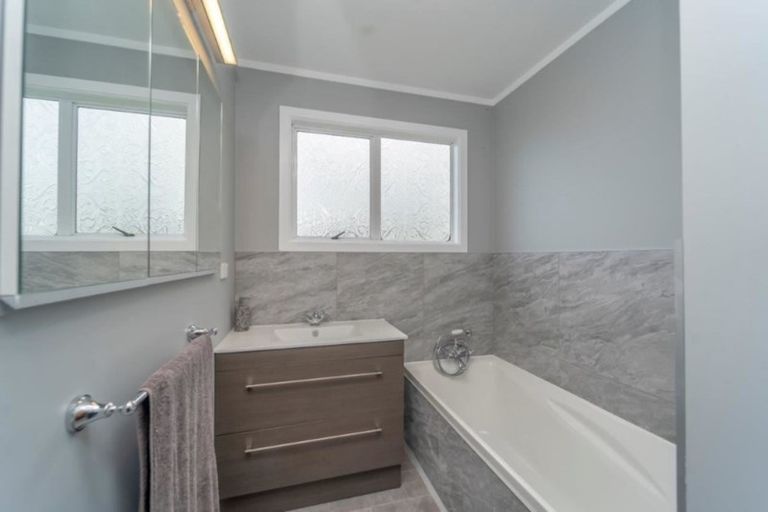 Photo of property in 96 Titoki Street, Lansdowne, Masterton, 5810