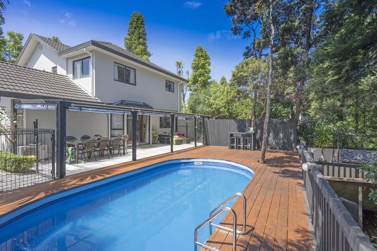 Photo of property in 26 Barlow Place, Chatswood, Auckland, 0626
