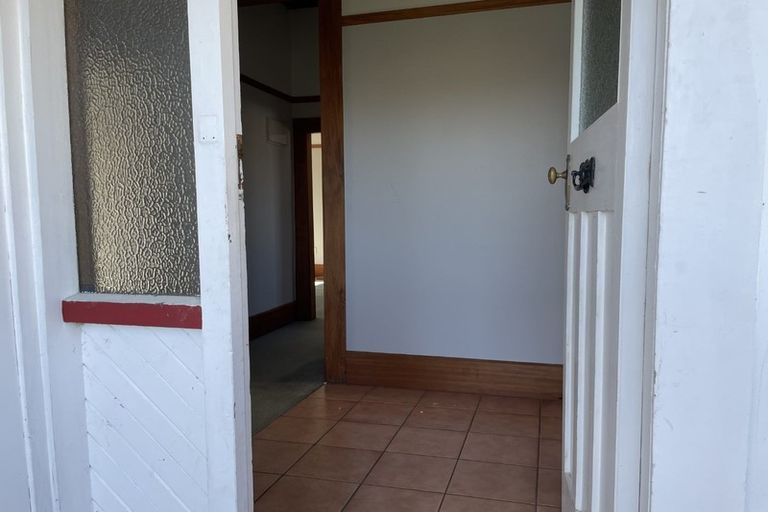 Photo of property in 3 Carow Street, Palmerston North, 4410