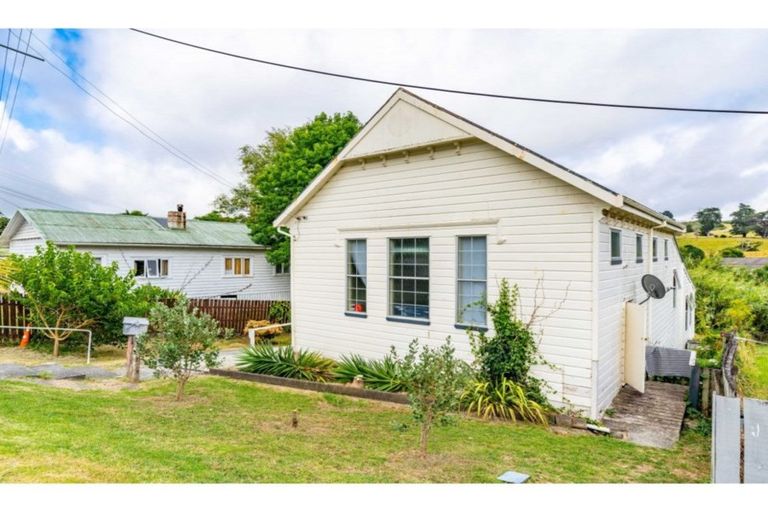 Photo of property in 173 Hurndall Street West, Maungaturoto, 0520