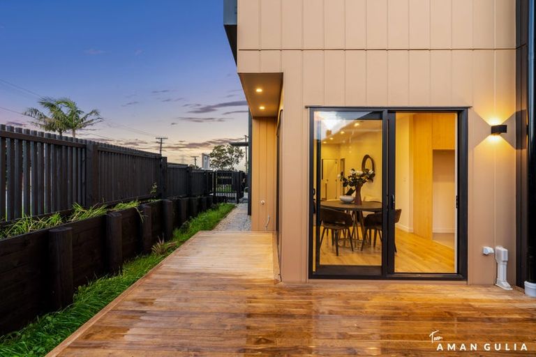 Photo of property in 7b Poto Street, Te Atatu South, Auckland, 0610