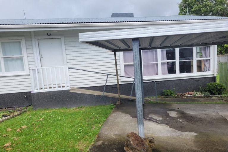 Photo of property in 97 Mcleod Road, Te Atatu South, Auckland, 0610