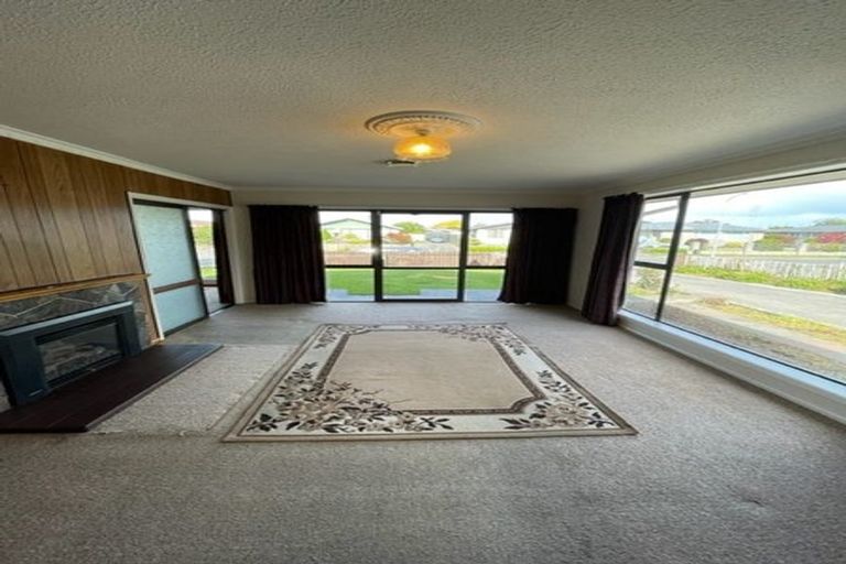 Photo of property in 53 Oriana Crescent, Hornby, Christchurch, 8042