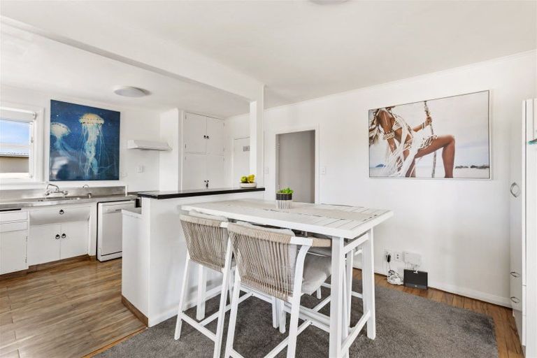 Photo of property in 20 Cook Street, Carters Beach, Westport, 7825