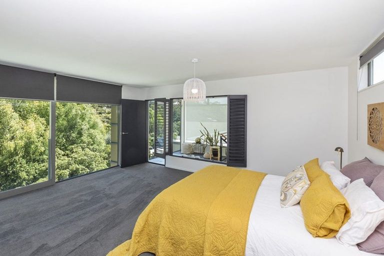 Photo of property in 1 Stonehaven Terrace, Hillsborough, Christchurch, 8022