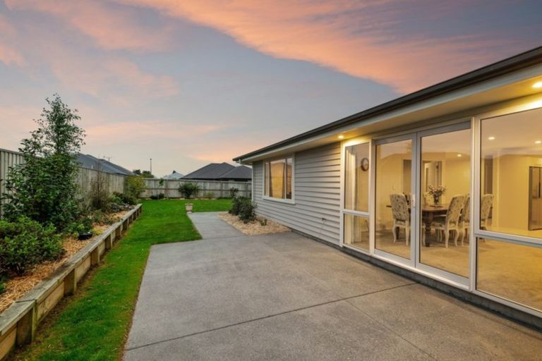 Photo of property in 29 Galatos Street, Rangiora, 7400