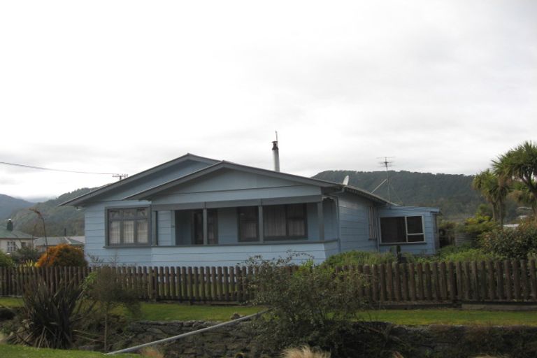 Photo of property in 50 Ranfurly Street, Runanga, 7803