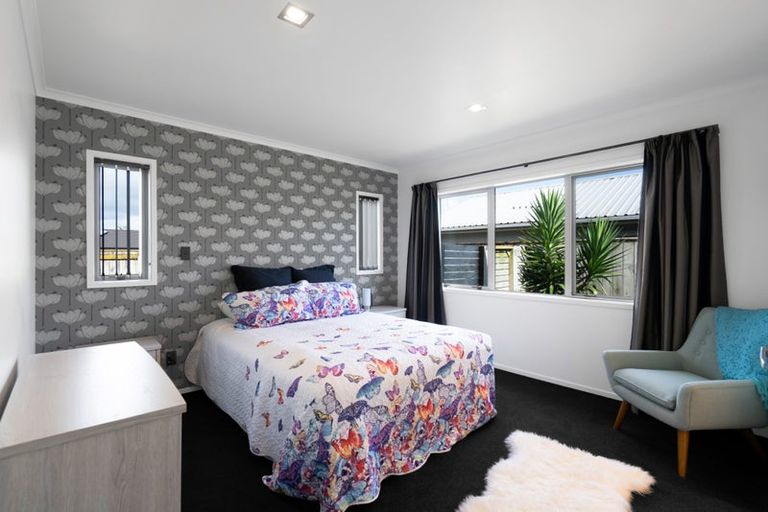 Photo of property in 4 Coby Sydney Drive, Bell Block, New Plymouth, 4312