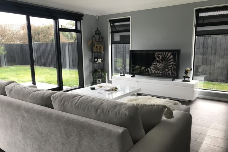 Photo of property in 35 Robert Duncan Road, Belfast, Christchurch, 8051