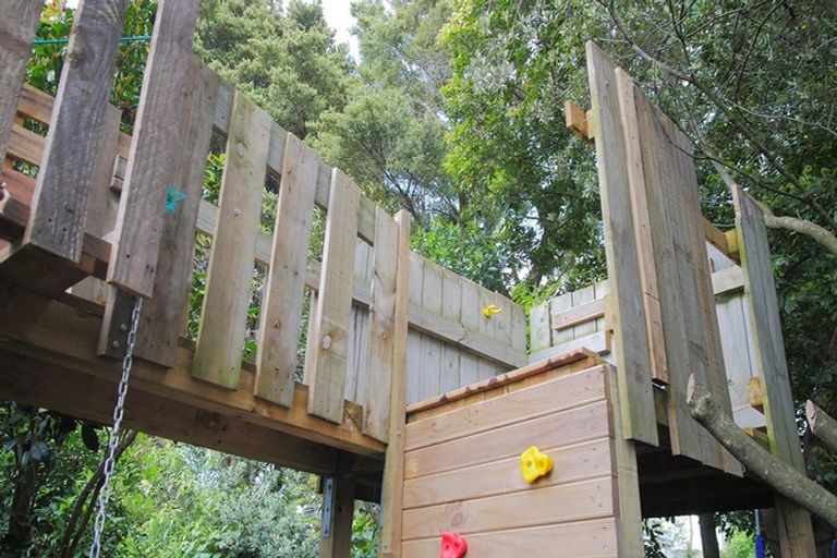 Photo of property in 6 Lincoln Street, Ashhurst, 4810