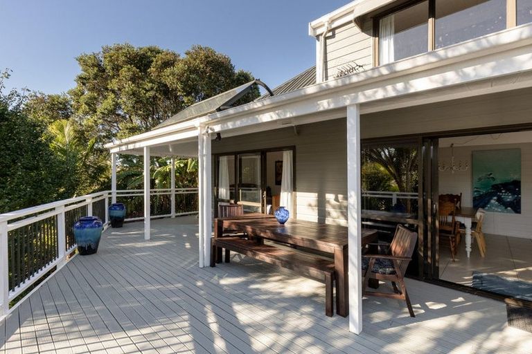 Photo of property in 240d Omokoroa Road, Omokoroa, Tauranga, 3114