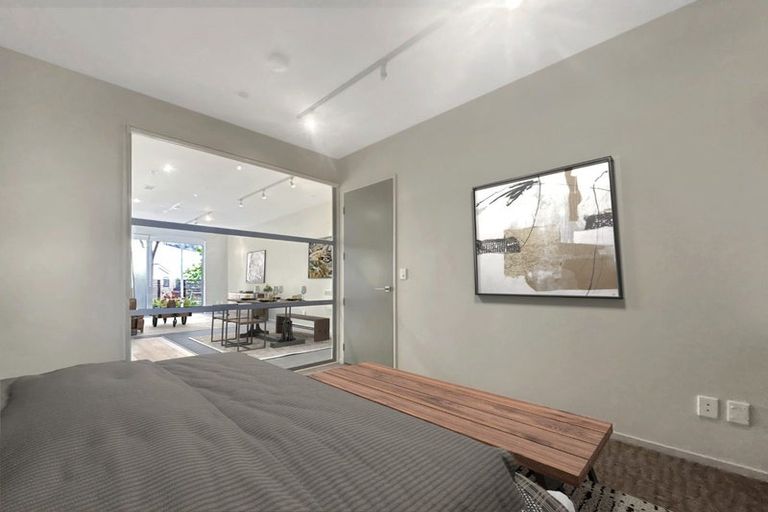 Photo of property in Masina Apartments, 106/80 Riddiford Street, Newtown, Wellington, 6021