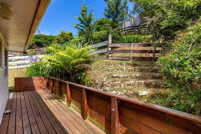 Photo of property in 8 Halyard Place, Whitby, Porirua, 5024