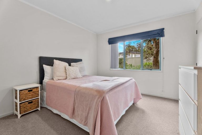 Photo of property in 24a Alexander Street, Cockle Bay, Auckland, 2014