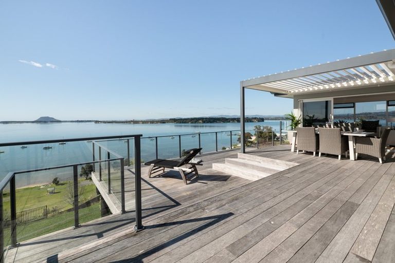 Photo of property in 69 Harbour View Road, Omokoroa, 3114