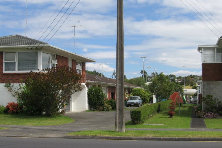 Photo of property in 4/766 Beach Road, Browns Bay, Auckland, 0630