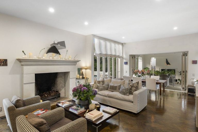 Photo of property in 3 Crescent Road, Parnell, Auckland, 1052