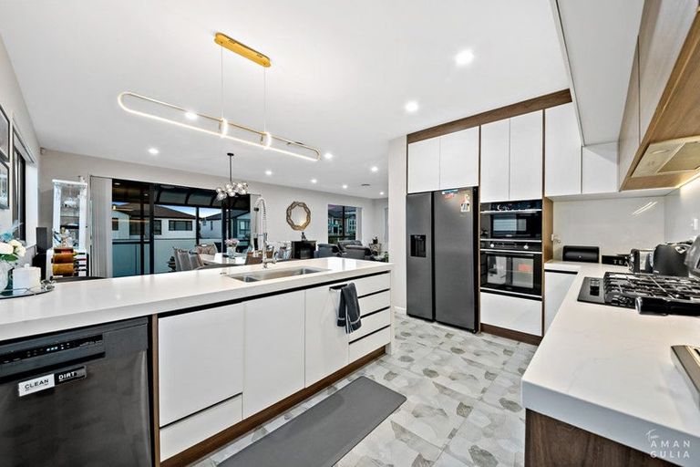 Photo of property in 1 Piki Street, Flat Bush, Auckland, 2019