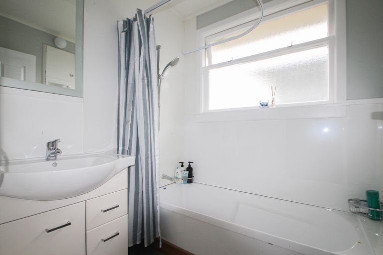 Photo of property in 8 Fernbrook Road, Oamaru North, Oamaru, 9400