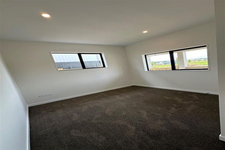 Photo of property in 34b Hari Road, Karaka, 2113