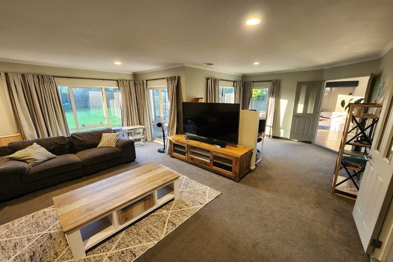 Photo of property in 43 Jasmine Place, Mount Maunganui, 3116