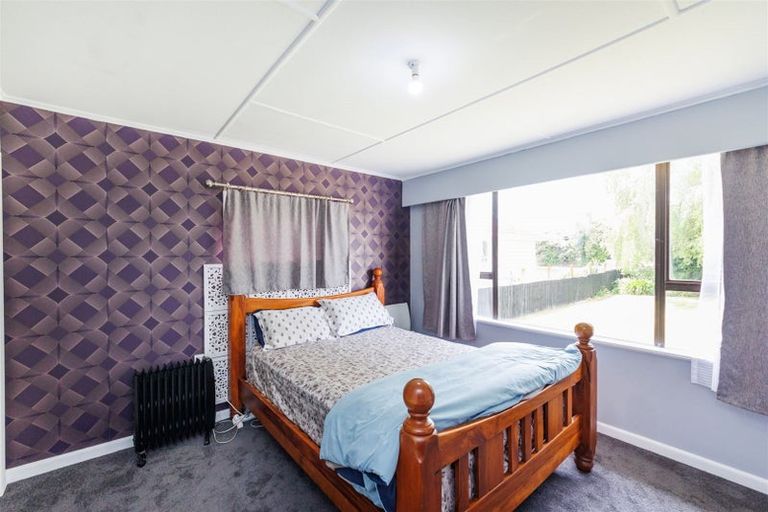 Photo of property in 71 Bridge Street, Bulls, 4818