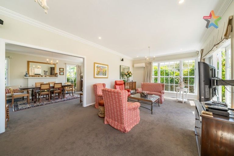 Photo of property in 67 Queens Grove, Hutt Central, Lower Hutt, 5010
