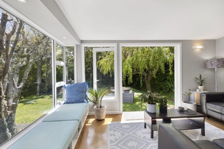 Photo of property in 3 Arden Way, Wilton, Wellington, 6012