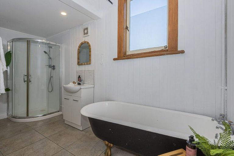 Photo of property in 22 Kamo Road, Regent, Whangarei, 0112