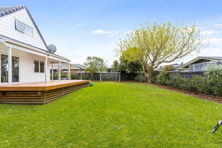 Photo of property in 9 Rheingold Place, Huapai, Kumeu, 0810