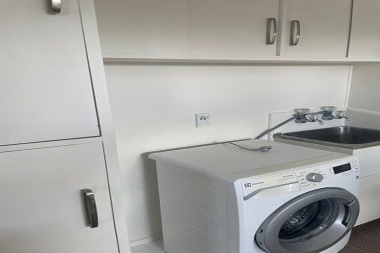 Photo of property in 1/25 Shirley Avenue, Papakura, 2110