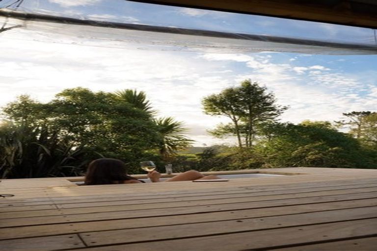 Photo of property in 730a Junction Road, Burgess Park, New Plymouth, 4371