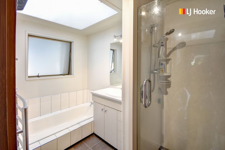 Photo of property in 17 Grater Street, Maori Hill, Dunedin, 9010