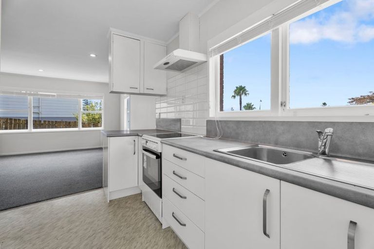 Photo of property in 1/8 Broadview Place, Howick, Auckland, 2014