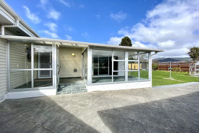 Photo of property in 6 York Avenue, Heretaunga, Upper Hutt, 5018