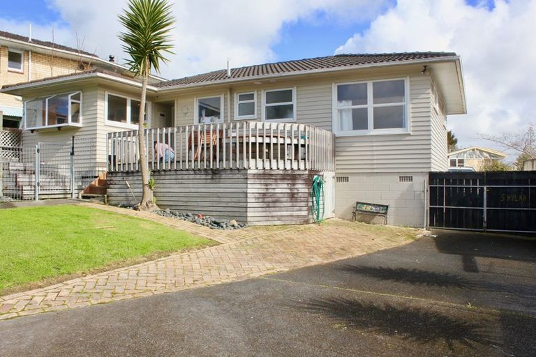 Photo of property in 34 Sunvue Road, Glen Eden, Auckland, 0602