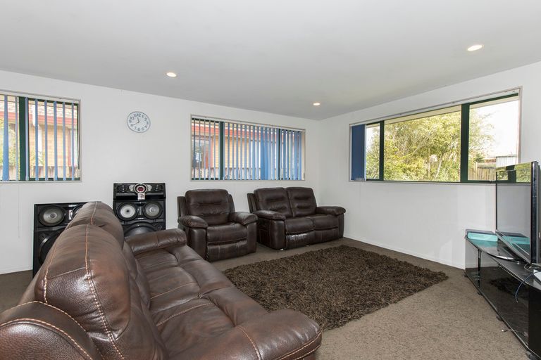 Photo of property in 25 Tilberg Street, Favona, Auckland, 2024