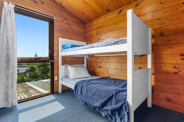 Photo of property in 90 Riverside Drive, Whakatane, 3120