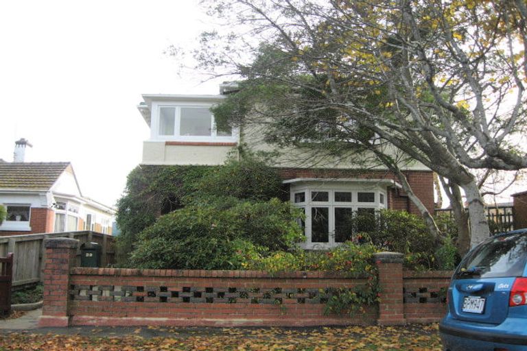 Photo of property in 39 Grandview Crescent, Opoho, Dunedin, 9010