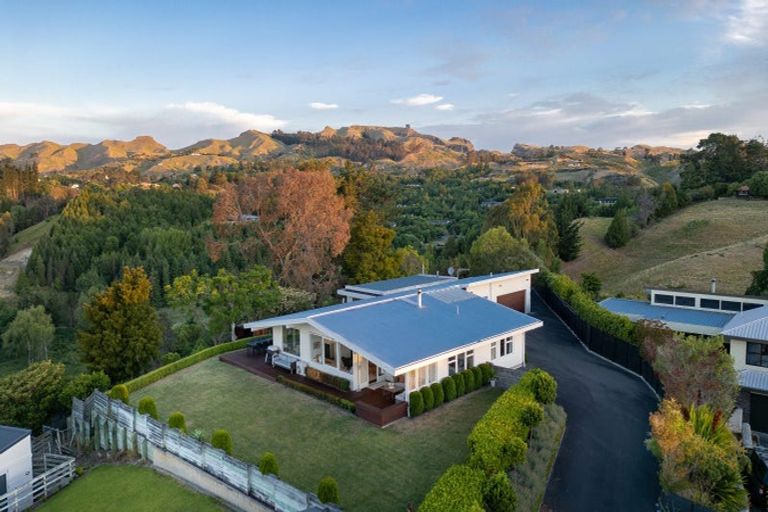 Photo of property in 55 Puflett Road, Havelock North, 4130
