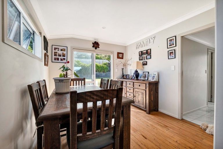 Photo of property in 29 Simons Street, Moturoa, New Plymouth, 4310