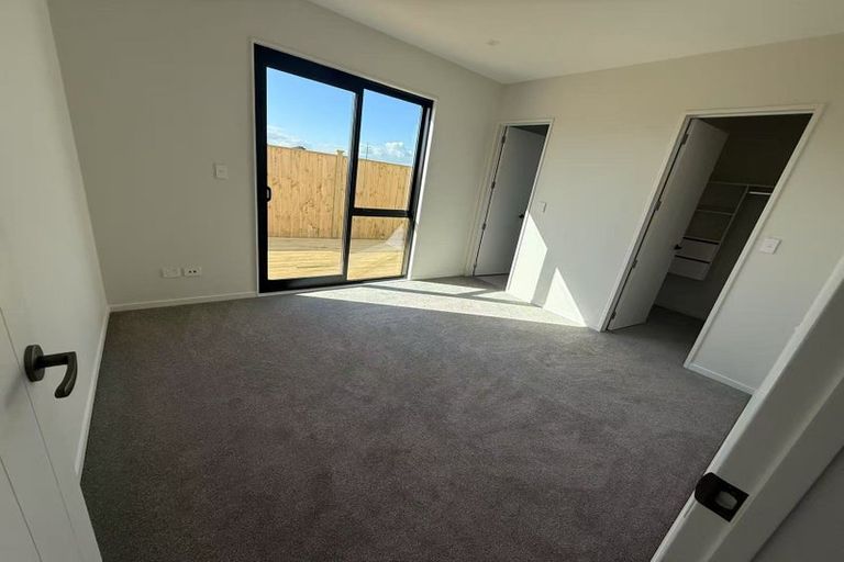 Photo of property in 5 Ritetai Street, Clarks Beach, 2122