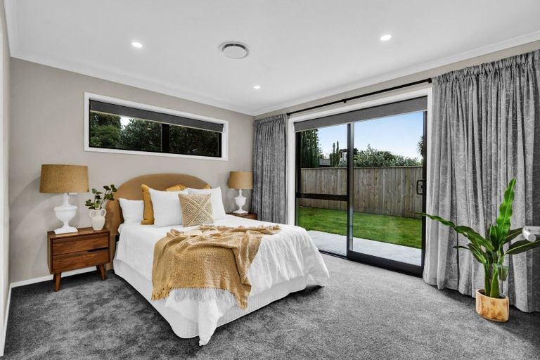 Photo of property in 18d Virginia Place, Whalers Gate, New Plymouth, 4310
