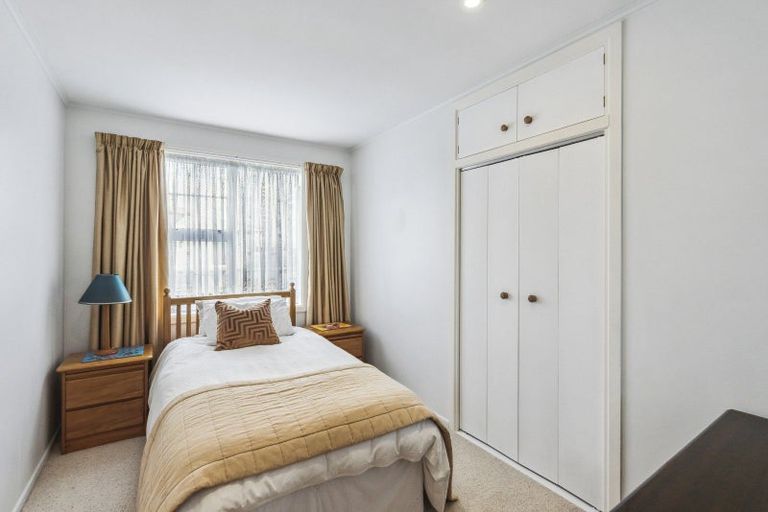 Photo of property in 64 Alexander Road, Raumati Beach, Paraparaumu, 5032