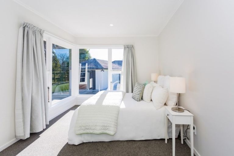 Photo of property in 23 Centaurus Road, Cashmere, Christchurch, 8022