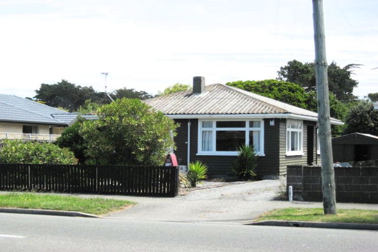 Photo of property in 304 Estuary Road, South New Brighton, Christchurch, 8062
