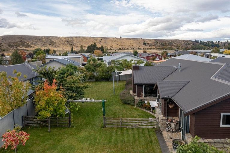 Photo of property in 6 Houlahan Street, Clyde, 9330