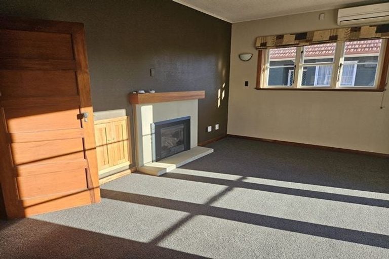 Photo of property in 42 Frederick Street, Terrace End, Palmerston North, 4410