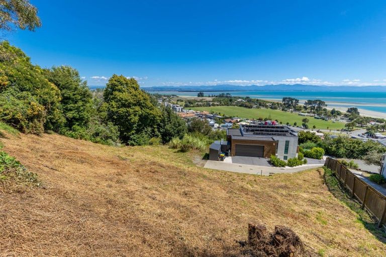 Photo of property in 25 Champion Terrace, Moana, Nelson, 7011