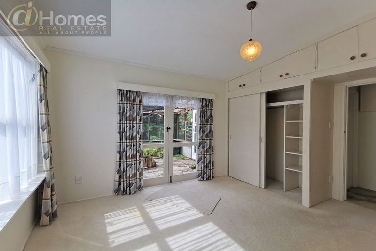 Photo of property in 10 Manuka Street, Orewa, 0931